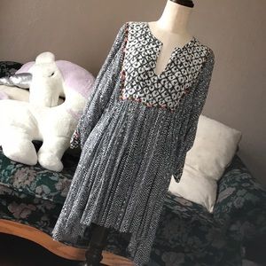 Brand new ☆ FREE PEOPLE super cute dress☆ XS